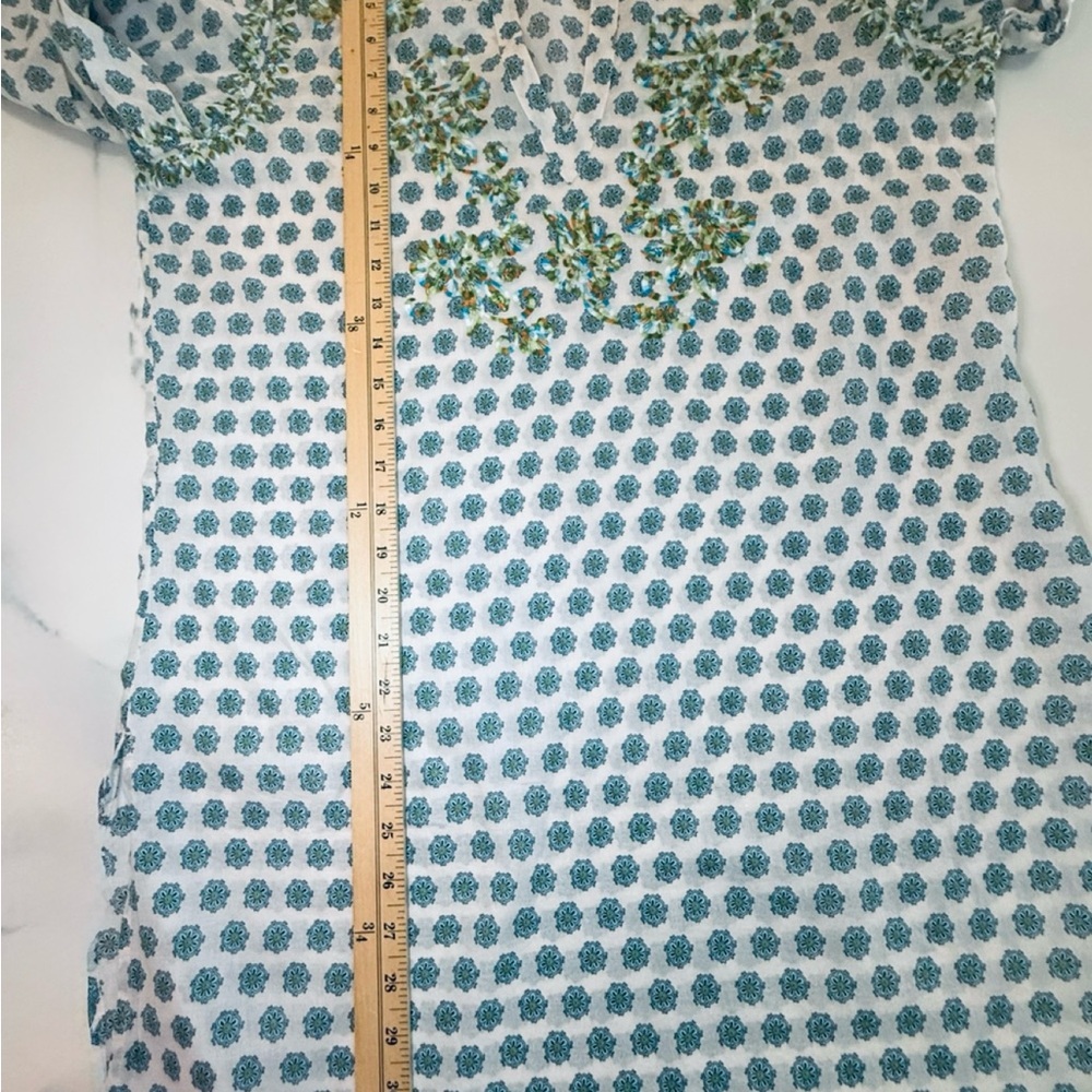 Johnny Was Azalea Embroidered Tunic. Medium - Picture 10 of 11